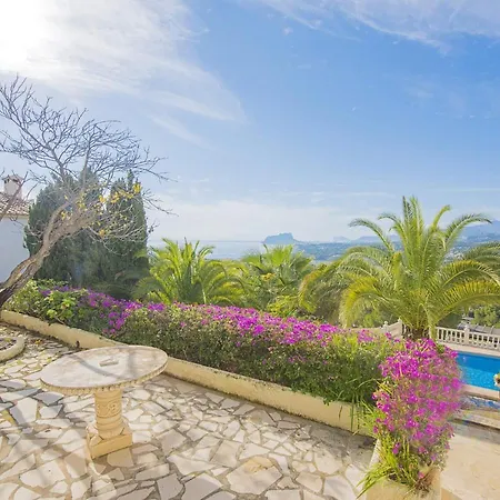 Villa Alondra - Plusholidays